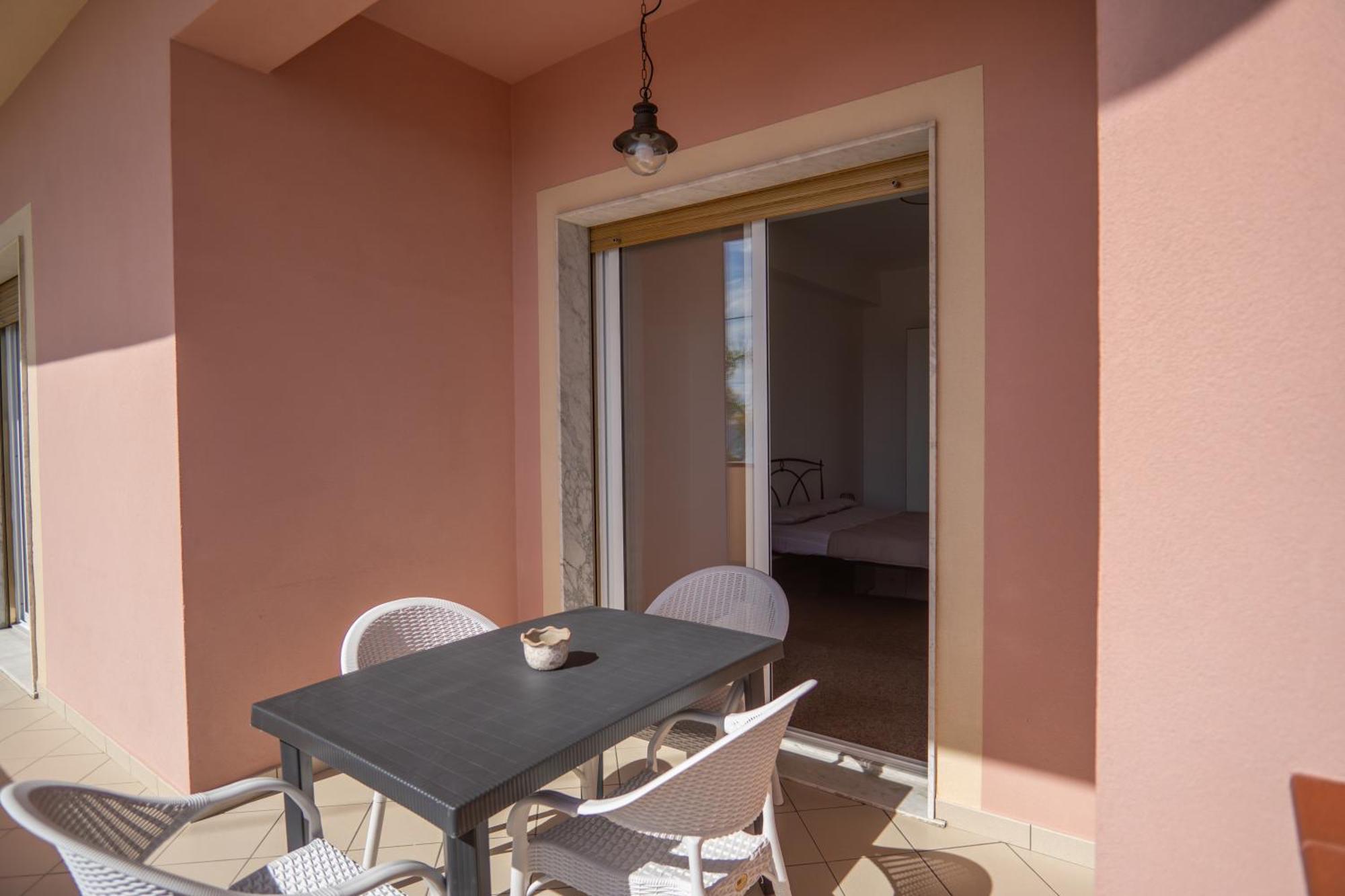 Casa Erika Apartman Bova Marina Kültér fotó